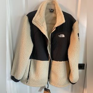 NWT The North face W season Denali jacket Gravel Sz XL